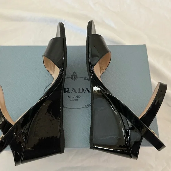 PRADA Women Patent Leather Slingback Wedge Sandal (Size: 38) - Picture 5 of 8